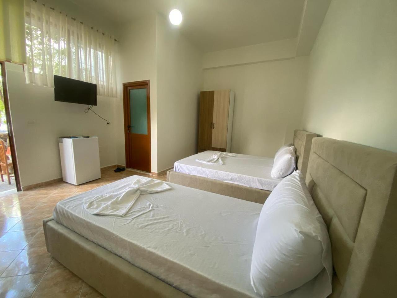 Guesthouse Seli Berat Exterior foto
